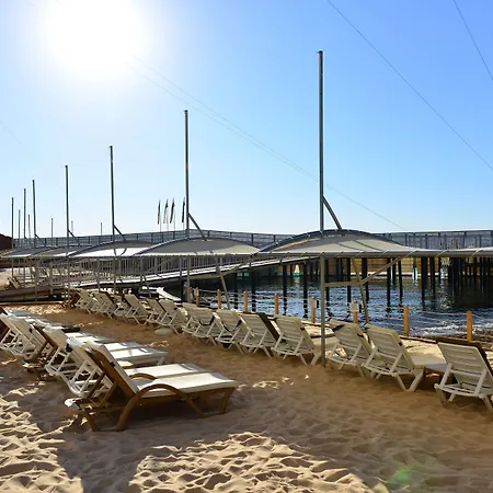 Üdülőközpont Adenya & Halal