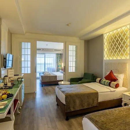 Üdülőközpont Adenya & Halal Alanya