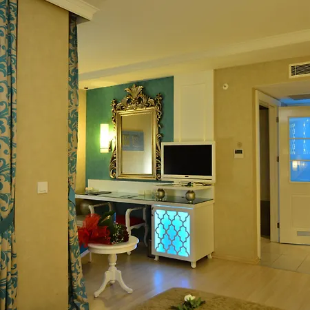 Adenya & Halal Θέρετρο